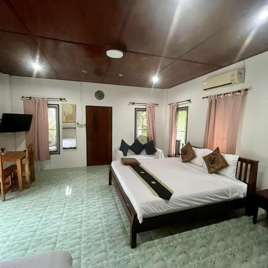 Baan Sawainam Bed & Breakfast Koh Tao Exterior photo