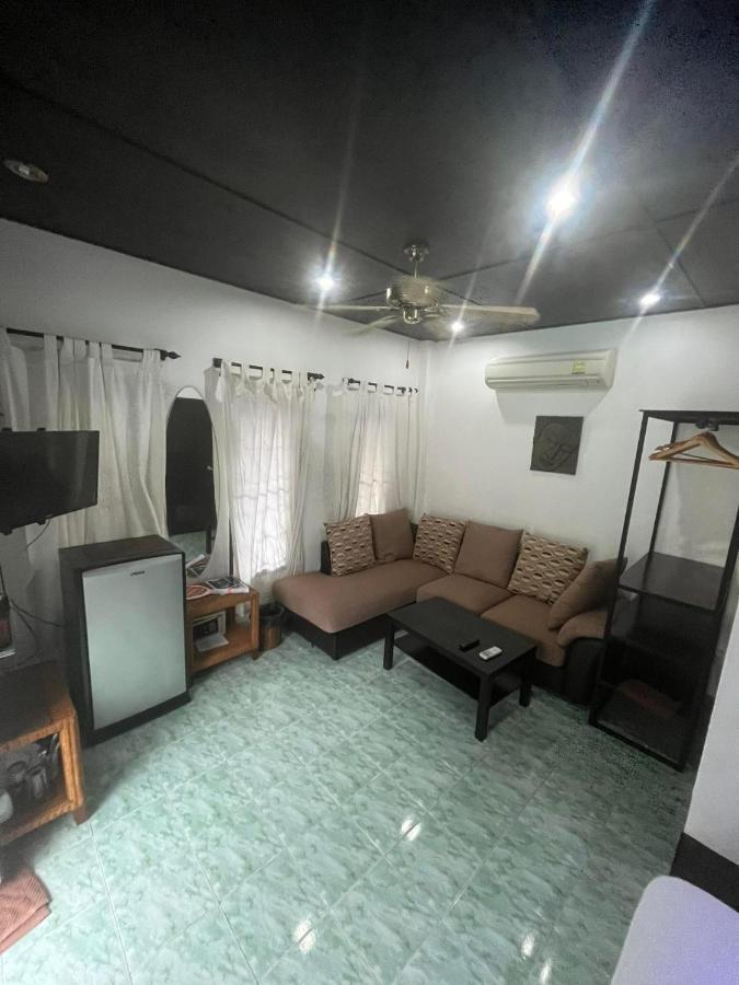 Baan Sawainam Bed & Breakfast Koh Tao Exterior photo